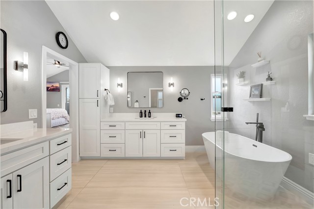 Detail Gallery Image 41 of 55 For 1916 Pine St, Huntington Beach,  CA 92648 - 4 Beds | 3 Baths