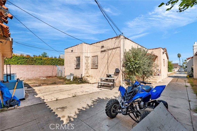Detail Gallery Image 31 of 38 For 1912 W 76th St, Los Angeles,  CA 90047 - 3 Beds | 1/1 Baths