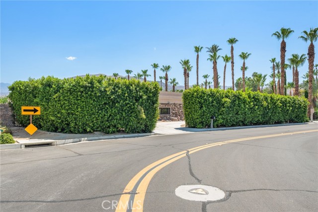 Detail Gallery Image 2 of 75 For 72114 Follansbee Rd, Rancho Mirage,  CA 92270 - 4 Beds | 3/1 Baths