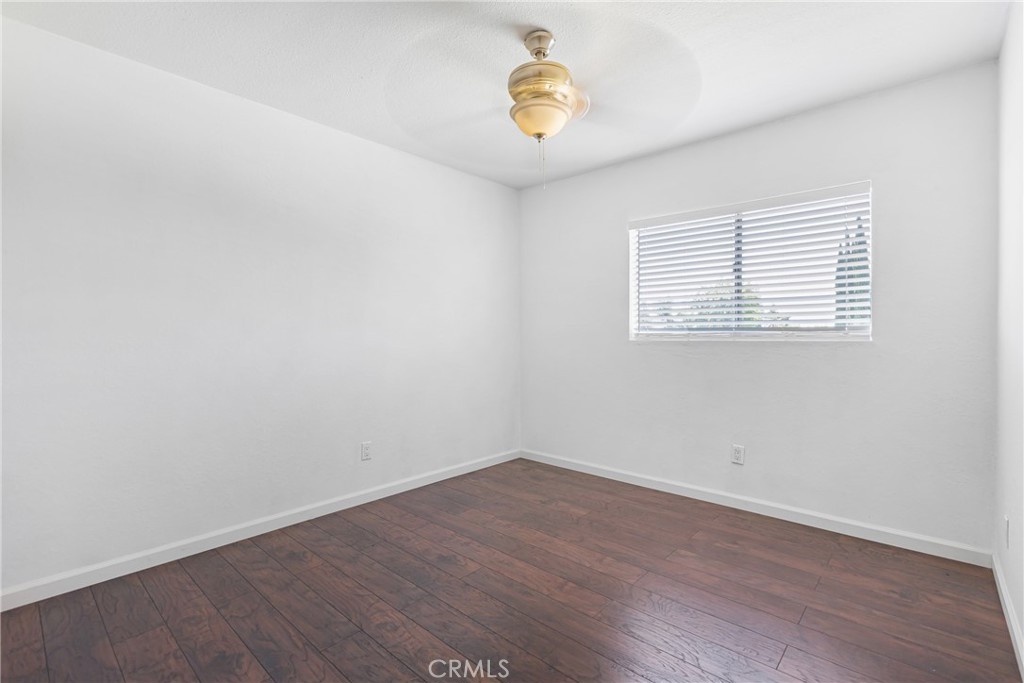 https://media.crmls.org/medias/8ab3d091-6b3a-43ed-a103-220a2f646c51.jpg?preset=X-Large