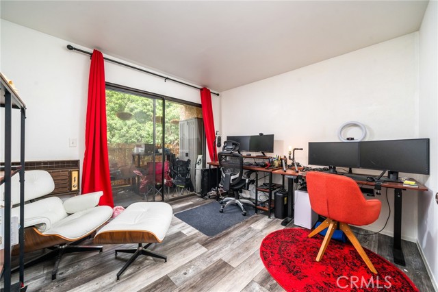 Detail Gallery Image 9 of 18 For 5036 Echo #309,  Los Angeles,  CA 90042 - 2 Beds | 1 Baths