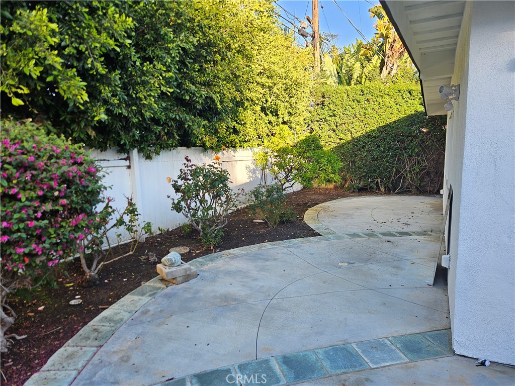 MLS #OC25263400 image #17