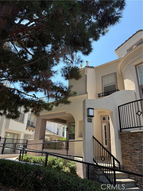 Detail Gallery Image 1 of 3 For 141 La Mirage Cir, Aliso Viejo,  CA 92656 - 2 Beds | 2 Baths