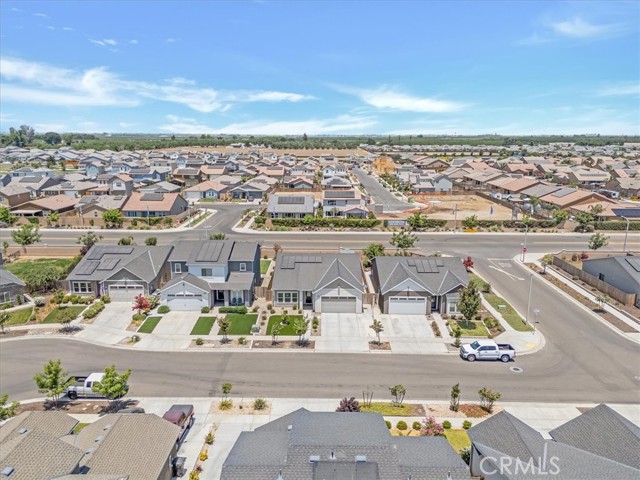 2454 W Mallard Lane, Hanford CA: https://media.crmls.org/medias/8ab5f2d5-a2f0-4481-a500-60781db5be31.jpg