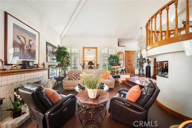 Detail Gallery Image 24 of 57 For 15562 Bronco, Canyon Country,  CA 91387 - 4 Beds | 4 Baths