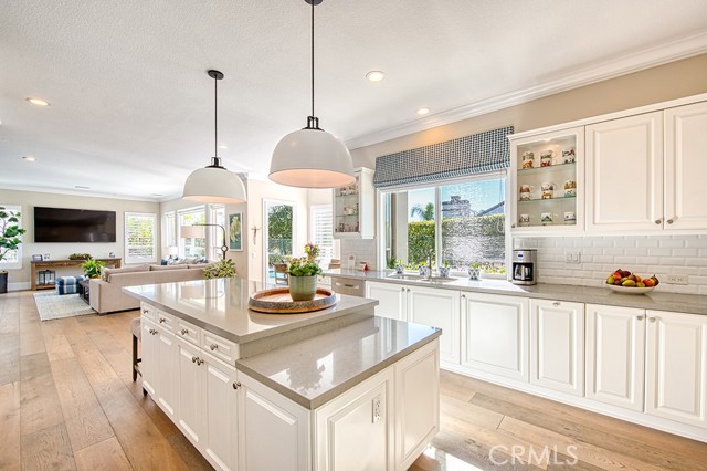 Detail Gallery Image 11 of 54 For 30 Lake View, Coto de Caza,  CA 92679 - 4 Beds | 4/1 Baths