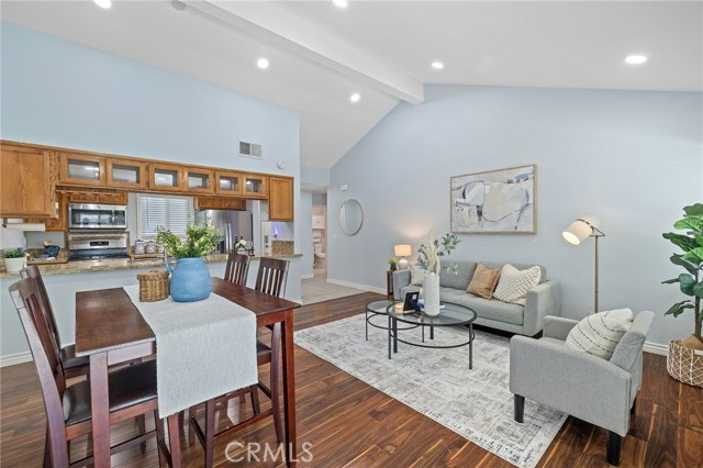 1700 Truman Circle, Placentia CA: https://media.crmls.org/medias/8ab66e12-b677-4792-8c7f-d54553d2bd5f.jpg