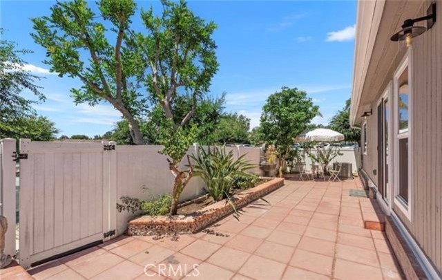 Detail Gallery Image 24 of 37 For 25786 via Lomas #83,  Laguna Hills,  CA 92653 - 3 Beds | 2 Baths