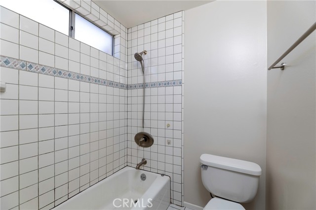 Detail Gallery Image 24 of 29 For 12604 Oxford, La Mirada,  CA 90638 - 3 Beds | 2/1 Baths