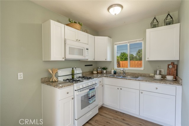 Detail Gallery Image 7 of 24 For 1033 Barney St, Merced,  CA 95340 - 3 Beds | 1 Baths