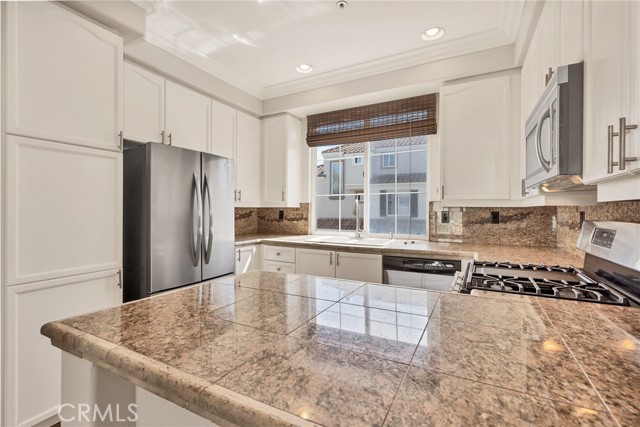 Detail Gallery Image 6 of 26 For 40 via Cordoba, Rancho Santa Margarita,  CA 92688 - 2 Beds | 2 Baths