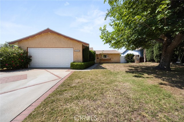 Detail Gallery Image 1 of 1 For 16520 Minnehaha St, Granada Hills,  CA 91344 - 4 Beds | 2 Baths