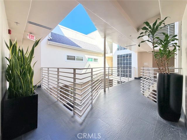 Detail Gallery Image 28 of 50 For 1129 Larrabee St #10,  West Hollywood,  CA 90069 - 2 Beds | 2 Baths