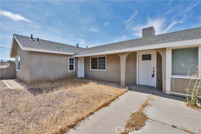 Detail Gallery Image 2 of 52 For 17764 Mojave St, Hesperia,  CA 92345 - 4 Beds | 2 Baths