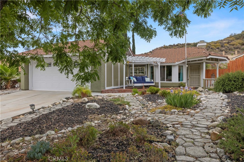 15236 Poppy Meadow