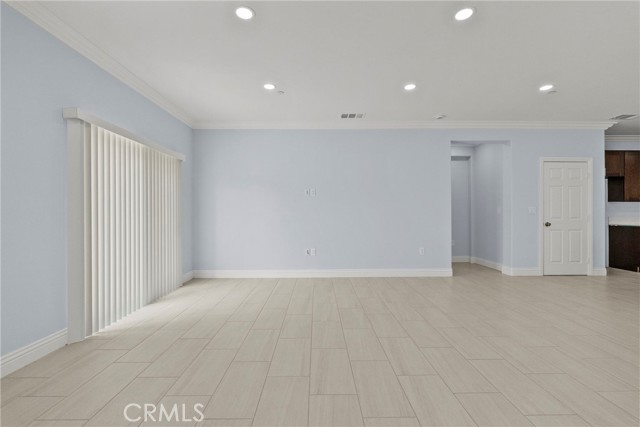 119 E 9th Street, San Bernardino CA: https://media.crmls.org/medias/8aba2862-8694-493a-ac7d-237ddb1bc799.jpg