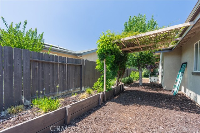 403 Montebello Oaks Drive, Paso Robles CA: https://media.crmls.org/medias/8aba43e7-99a2-4ca4-98bd-da96944bd34e.jpg