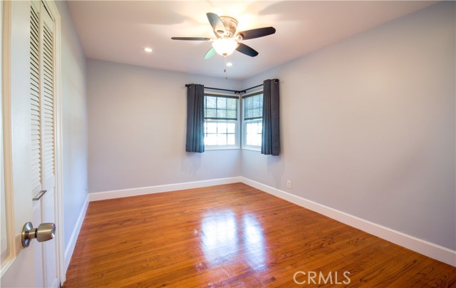 Detail Gallery Image 21 of 26 For 150 Orangewood Ln, Tustin,  CA 92780 - 3 Beds | 2 Baths