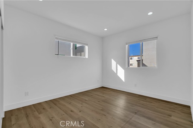 Image 9 of 31 For 2419 3rd Street