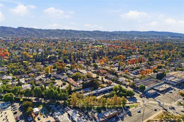 Detail Gallery Image 75 of 75 For 5526 Fulton, Sherman Oaks,  CA 91401 - 3 Beds | 3 Baths