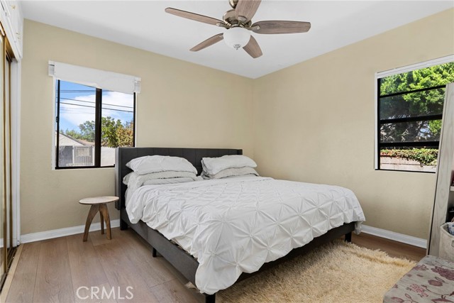 4103 Artesia Boulevard, Torrance CA: https://media.crmls.org/medias/8abe7f29-049f-45ce-b492-a5cb30556409.jpg