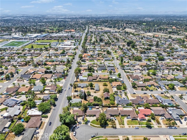 6910 Carnelian Street, Rancho Cucamonga CA: https://media.crmls.org/medias/8abf1117-3bfc-41ab-ade4-2c828da06aae.jpg