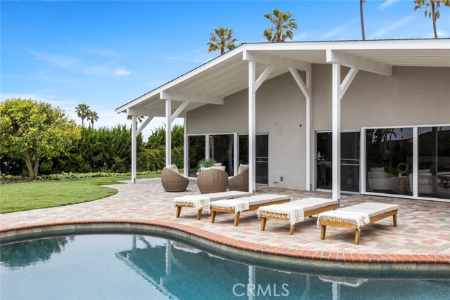 Detail Gallery Image 1 of 30 For 30214 Cartier Dr, Rancho Palos Verdes,  CA 90275 - 4 Beds | 2/1 Baths