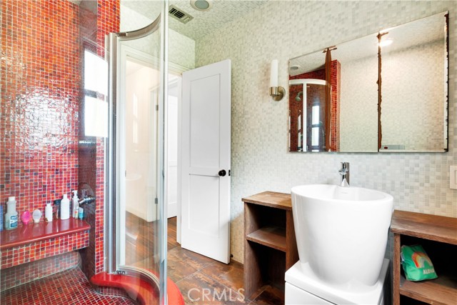 Detail Gallery Image 22 of 32 For 6268 Norwich Ave, Van Nuys,  CA 91411 - 3 Beds | 1 Baths