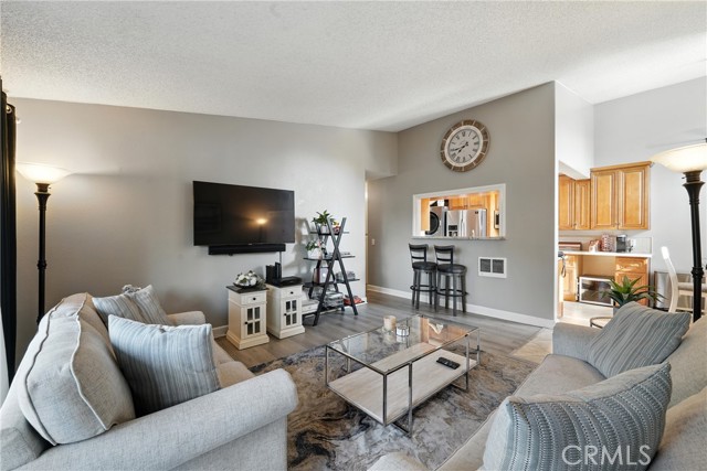 Detail Gallery Image 4 of 31 For 20426 S Vermont Ave #80,  Torrance,  CA 90502 - 2 Beds | 2 Baths