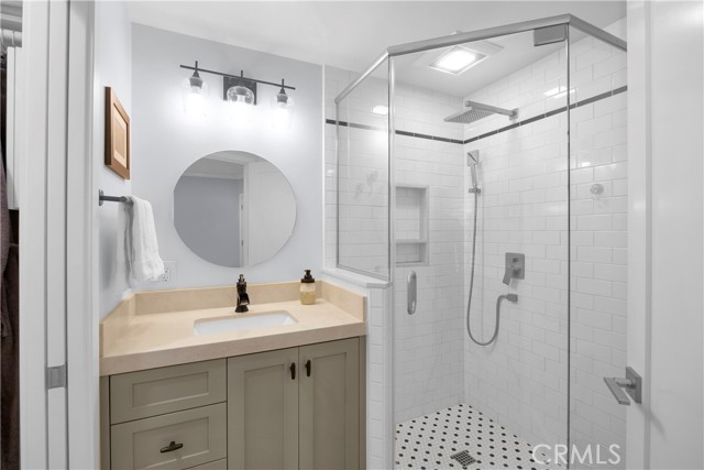 Detail Gallery Image 46 of 51 For 1671 Interlachen 285l,  Seal Beach,  CA 90740 - 2 Beds | 2 Baths