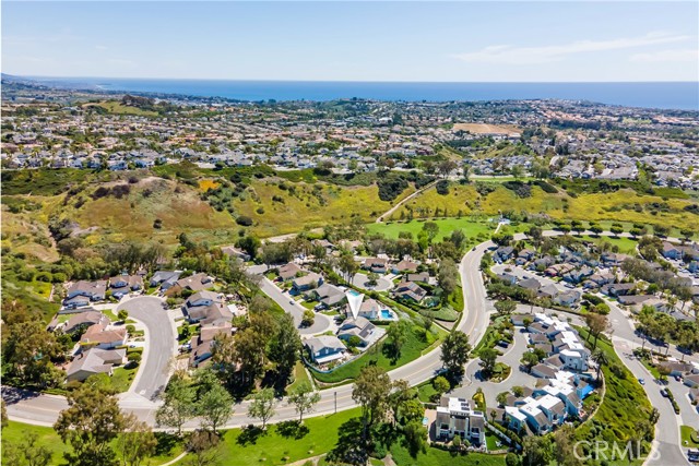 Image 50 of 63 For 3 Taylor Place