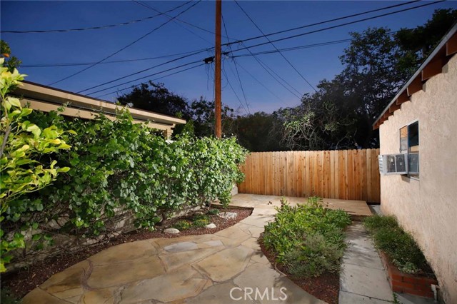 Detail Gallery Image 32 of 38 For 1410 Grandview Ave, Glendale,  CA 91201 - 3 Beds | 2/1 Baths