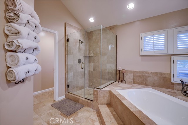 4 Sugarpine Drive, Trabuco Canyon CA: https://media.crmls.org/medias/8ac65333-ffc0-46fe-97eb-7d926e5da126.jpg