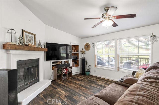 Detail Gallery Image 10 of 55 For 4752 Seacrest Dr, Oroville,  CA 95966 - 3 Beds | 2 Baths