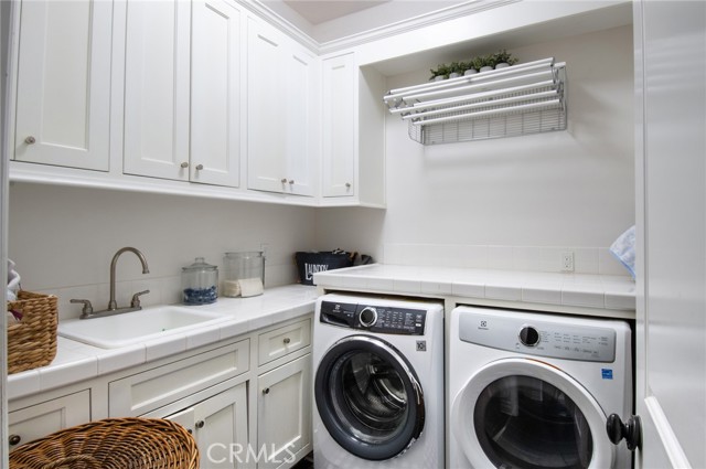 Detail Gallery Image 18 of 41 For 211 S Grand, West Covina,  CA 91791 - 4 Beds | 3/1 Baths