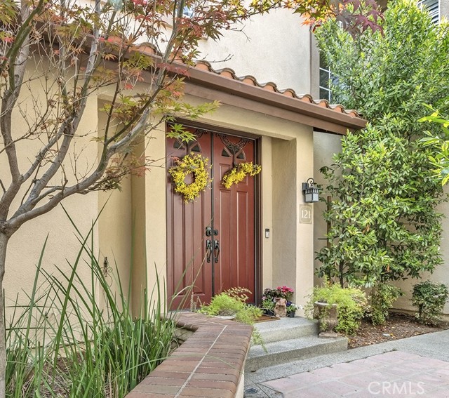 Detail Gallery Image 1 of 30 For 121 Pasto Rico, Rancho Santa Margarita,  CA 92688 - 2 Beds | 2/1 Baths