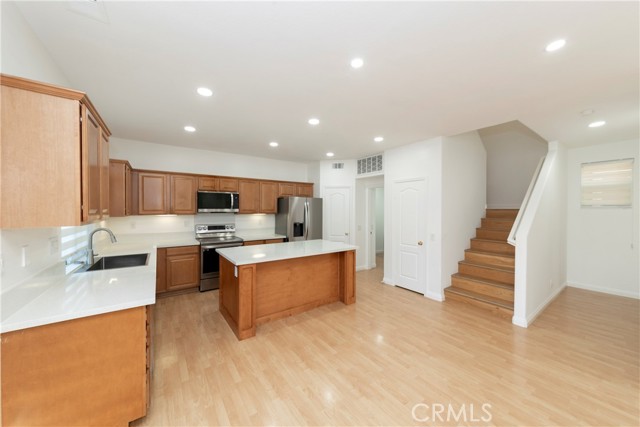 Detail Gallery Image 11 of 33 For 1353 Lukens Ct, Fullerton,  CA 92833 - 4 Beds | 3 Baths