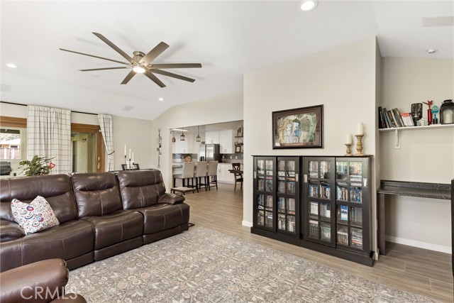 Detail Gallery Image 16 of 45 For 28216 Eucalyptus, Highland,  CA 92346 - 3 Beds | 2/1 Baths