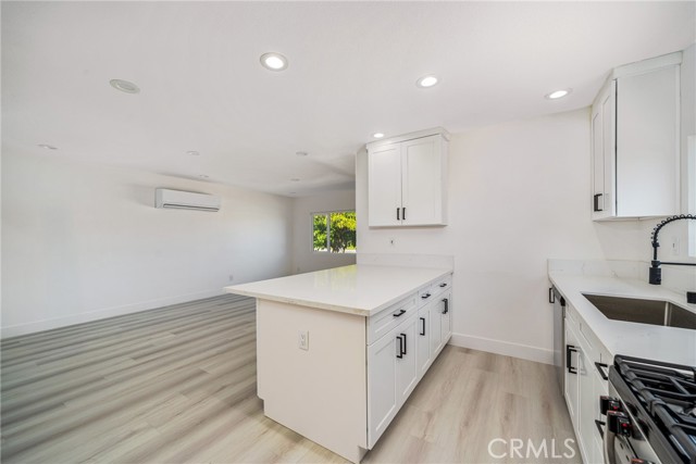 Detail Gallery Image 9 of 33 For 2757 W Rialto, Rialto,  CA 92376 - 4 Beds | 3 Baths