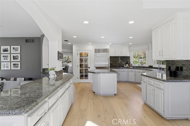 Detail Gallery Image 11 of 26 For 28834 Countryside, Agoura Hills,  CA 91301 - 5 Beds | 4 Baths