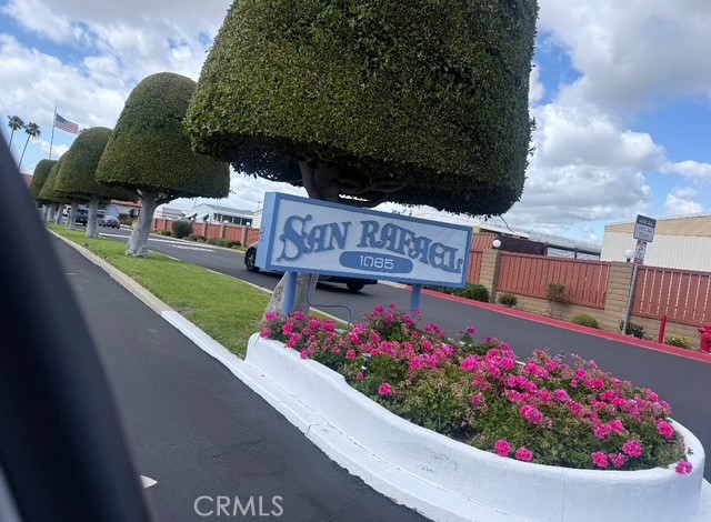Front Image Thumbnail for CRDW26117468