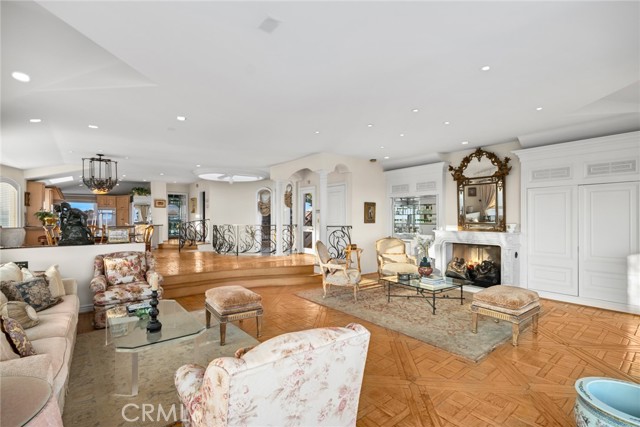 1201 E Balboa Boulevard, Newport Beach CA: https://media.crmls.org/medias/8acc93db-cbc0-46ff-9990-af891466ee33.jpg