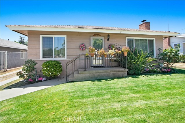 Detail Gallery Image 1 of 1 For 1572 N Mountain View Ave, San Bernardino,  CA 92405 - 3 Beds | 2 Baths