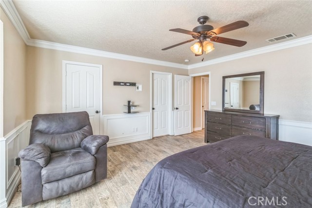 Detail Gallery Image 18 of 51 For 8722 Deep Creek Rd, Apple Valley,  CA 92308 - 3 Beds | 2/1 Baths