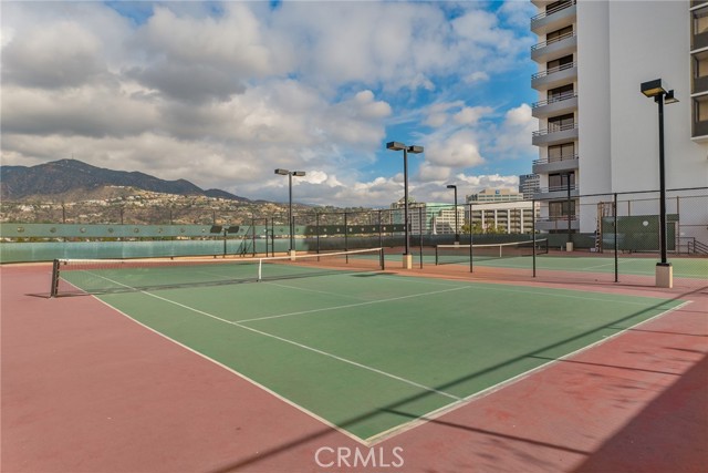 Detail Gallery Image 39 of 47 For 345 Pioneer Dr #601,  Glendale,  CA 91203 - 2 Beds | 2 Baths