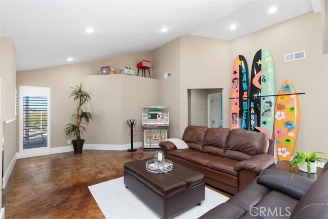 Detail Gallery Image 10 of 46 For 620 via Umbroso, San Clemente,  CA 92672 - 2 Beds | 2 Baths