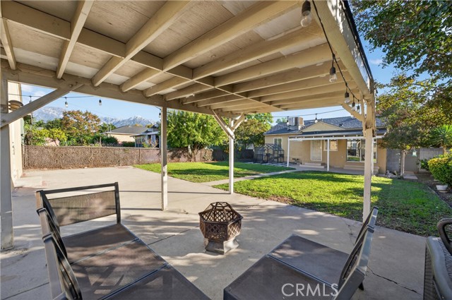 Detail Gallery Image 35 of 43 For 645 N 8th Ave, Upland,  CA 91786 - 3 Beds | 1 Baths