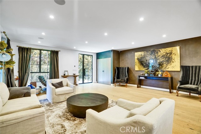 Detail Gallery Image 11 of 75 For 618 6th Ave, Venice,  CA 90291 - 4 Beds | 4 Baths