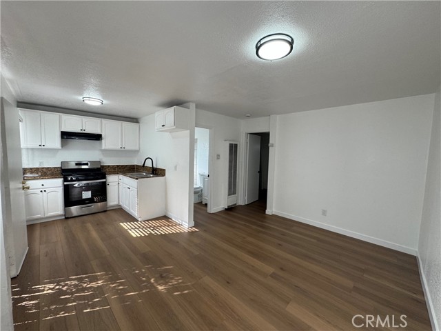 Detail Gallery Image 6 of 16 For 1637 E 115th, Los Angeles,  CA 90059 - – Beds | – Baths