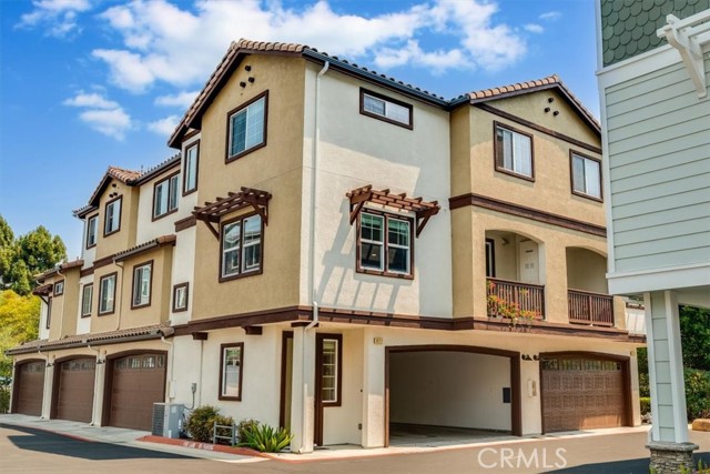 827 Basil Lane, San Luis Obispo CA: https://media.crmls.org/medias/8ad19951-6a84-4175-b9e4-a0a45a18f708.jpg